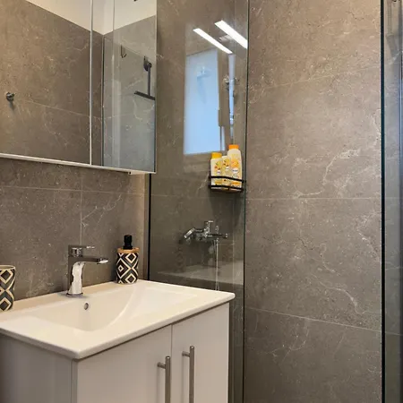 Apartament Charisma *